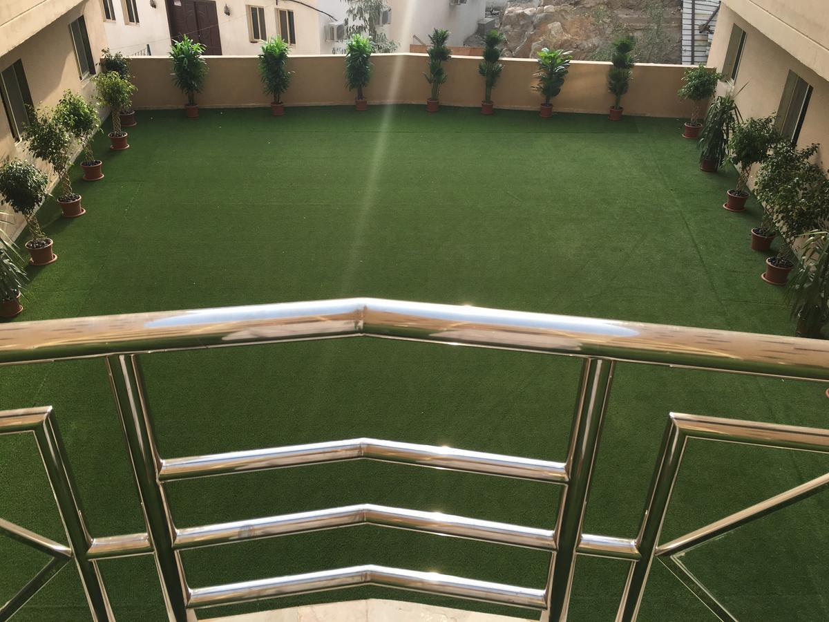 Narjes Al Hadeqa Hotel Mecca Exterior photo